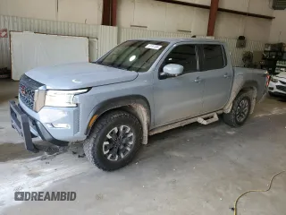 2023 Nissan Frontier Pro-4X z VIN 1N6ED1EK6PN624132, wystawiony jako Copart lot #53797395 z przebiegiem 55 344 mil mil oraz Szkoda całkowita • Salvage title. Historia ofert i sprzedaży dostępna na DreamBid. Obrazek 1.