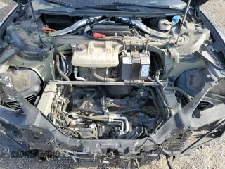 2018 Tesla Model S 75D with VIN 5YJSA1E27JF240011, listed as a Copart auction lot 62922164 with 92,147 mi miles and Salvage title. Bid and sale history available at DreamBid. Image 12.