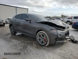 2021 Maserati Levante GT with VIN ZN661XUA8MX364794, listed as a Copart auction lot 83231954 with 23,188 mi miles and Salvage Title. Bid and sale history available at carsss.com. Image 4.