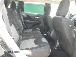 2016 Jeep Cherokee Sport z VIN 1C4PJLAB3GW233584, wystawiony jako Copart lot #61441815 z przebiegiem 168 112 mil mil oraz Szkoda całkowita • Salvage title. Historia ofert i sprzedaży dostępna na DreamBid. Obrazek 11.