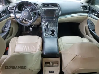 2019 Nissan Maxima SL z VIN 1N4AA6AV7KC372540, wystawiony jako Copart lot #52875275 z przebiegiem 97 981 mil mil oraz Szkoda całkowita • Salvage title. Historia ofert i sprzedaży dostępna na DreamBid. Obrazek 8.