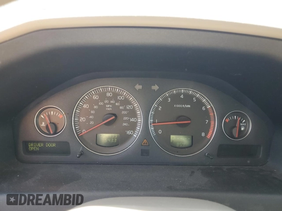 2005 Volvo V70 with VIN YV1SW640752467944, listed as a Copart auction lot 52462375 with 104,439 mi miles and Salvage Title. Bid and sale history available at carsss.com. Image 9.