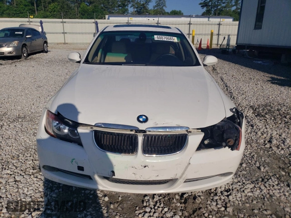 2008 BMW 3 Series 328i with VIN WBAVA33538K054109, listed as a Copart auction lot 60076685 with 149,001 mi miles and Salvage title. Bid and sale history available at DreamBid. Image 5.