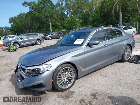 2019 BMW 5 Series 530i z VIN WBAJA5C50KBX87929, wystawiony jako IAAI lot #42546731 z przebiegiem 50 129 mil mil oraz . Historia ofert i sprzedaży dostępna na DreamBid. Obrazek 17.