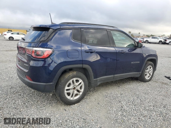 2018 Jeep Compass Sport z VIN 3C4NJCAB4JT488295, wystawiony jako Copart lot #49347145 z przebiegiem 132 343 mil mil oraz Szkoda całkowita • Salvage title. Historia ofert i sprzedaży dostępna na DreamBid. Obrazek 3.