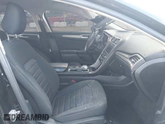 2020 Ford Fusion SE with VIN 3FA6P0LU1LR164100, listed as a IAAI auction lot 41859480 with Not provided miles and . Bid and sale history available at DreamBid. Image 5.