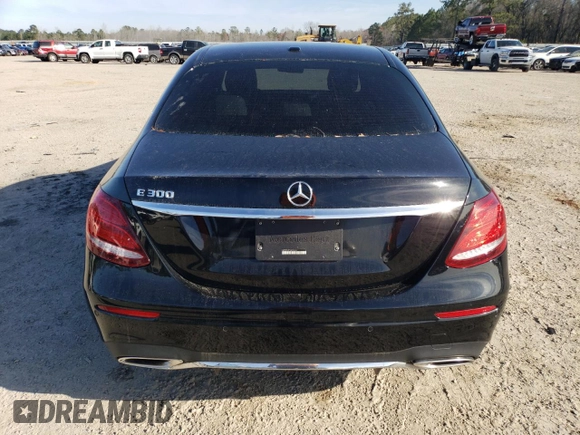 2018 Mercedes-Benz E-Class E 300 with VIN WDDZF4JB3JA306561, listed as a Copart auction lot 40059863 with 50,439 mi miles. Bid and sale history available at carsss.com. Image 6.