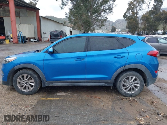 2017 Hyundai Tucson SE with VIN KM8J23A47HU420632, listed as a IAAI auction lot 41797652 with 66,325 mi miles. Bid and sale history available at carsss.com. Image 14.