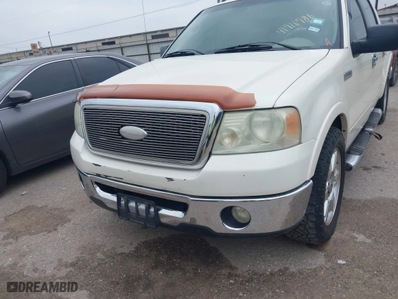 2007 Ford F-150 XLT with VIN 1FTPW12V97FA75590, listed as a IAAI auction lot 41916986 with 180,413 mi miles. Bid and sale history available at carsss.com. Image 6.