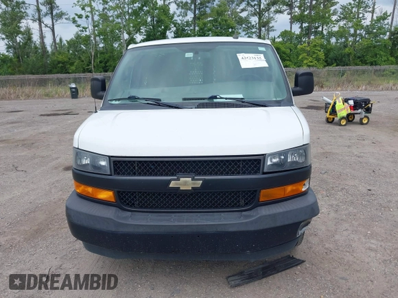 2019 Chevrolet Express Cargo с VIN 1GCWGAFP5K1365688, выставлен на аукционе IAAI как лот 42423135 с пробегом 216 450 миль миль и . История ставок и продаж доступна на DreamBid. Изображение 12.
