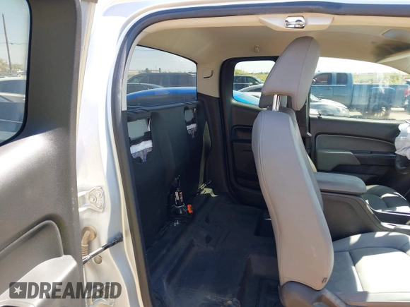 2017 Chevrolet Colorado 2WD z VIN 1GCHSAEA6H1200679, wystawiony jako IAAI lot #42110492 z przebiegiem 86 893 mil mil oraz . Historia ofert i sprzedaży dostępna na DreamBid. Obrazek 8.