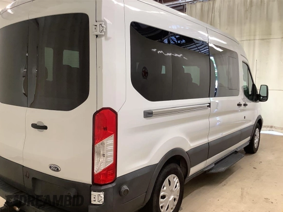 2017 Ford Transit XL z VIN 1FBAX2CM4HKA64864, wystawiony jako IAAI lot #42636468 z przebiegiem 56 010 mil mil oraz . Historia ofert i sprzedaży dostępna na DreamBid. Obrazek 5.
