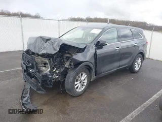 2019 Kia Sorento L with VIN 5XYPG4A32KG510776, listed as a IAAI auction lot 41716252 with 129,725 mi miles and . Bid and sale history available at carsss.com. Image 18.