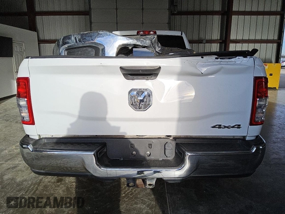 2021 Ram 2500 Tradesman with VIN 3C6UR5HL5MG608219, listed as a Copart auction lot 85655694 with 104,958 mi miles and Salvage title. Bid and sale history available at DreamBid. Image 6.