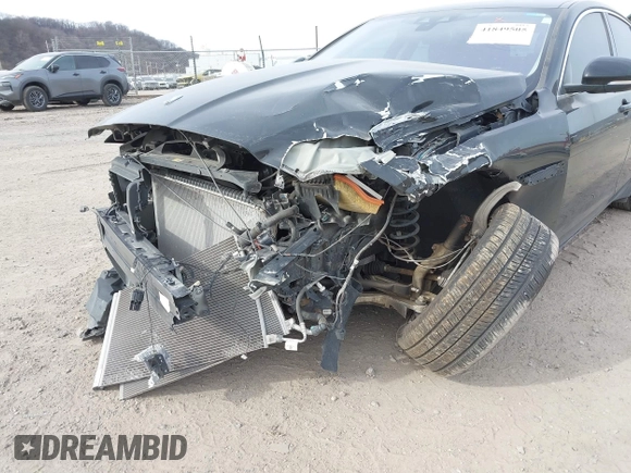 2017 Jaguar XF 35t Premium with VIN SAJBJ4BV4HCY32538, listed as a IAAI auction lot 41849505 with 109,290 mi miles. Bid and sale history available at carsss.com. Image 6.