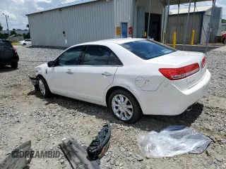 2012 Lincoln MKZ with VIN 3LNHL2GC1CR828063, listed as a Copart auction lot 61463005 with 91,632 mi miles and Salvage title. Bid and sale history available at DreamBid. Image 2.