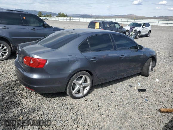 2012 Volkswagen Jetta SE with VIN 3VWDP7AJ2CM311442, listed as a Copart auction lot 55118825 with 124,478 mi miles and Salvage title. Bid and sale history available at DreamBid. Image 3.