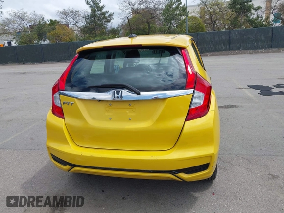 2018 Honda Fit EX-L with VIN 3HGGK5H95JM714215, listed as a IAAI auction lot 41939098 with 63,722 mi miles. Bid and sale history available at carsss.com. Image 17.