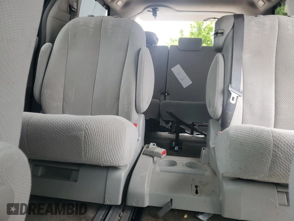 2014 Toyota Sienna LE AAS with VIN 5TDKK3DC3ES438508, listed as a Copart auction lot 58335855 with 176,016 mi miles and Salvage title. Bid and sale history available at DreamBid. Image 10.