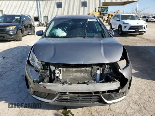 2017 Kia Niro LX with VIN KNDCB3LC8H5092455, listed as a Copart auction lot 48002805 with 107,217 mi miles and Salvage Title. Bid and sale history available at carsss.com. Image 5.