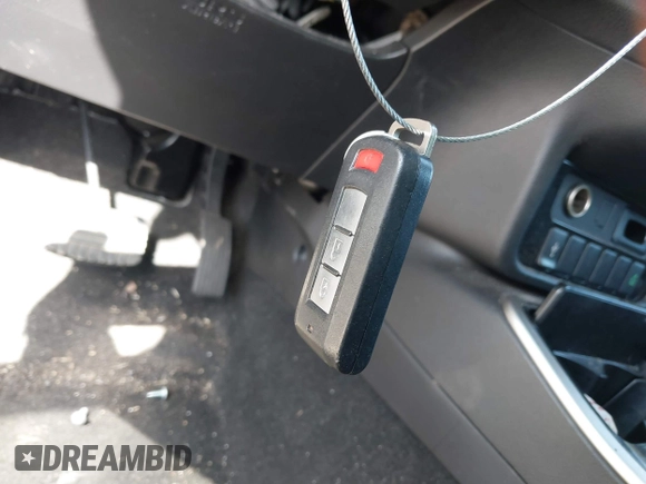 2020 Mitsubishi Outlander SE with VIN JA4AD3A3XLZ044133, listed as a IAAI auction lot 41850922 with 72,404 mi miles and . Bid and sale history available at DreamBid. Image 11.