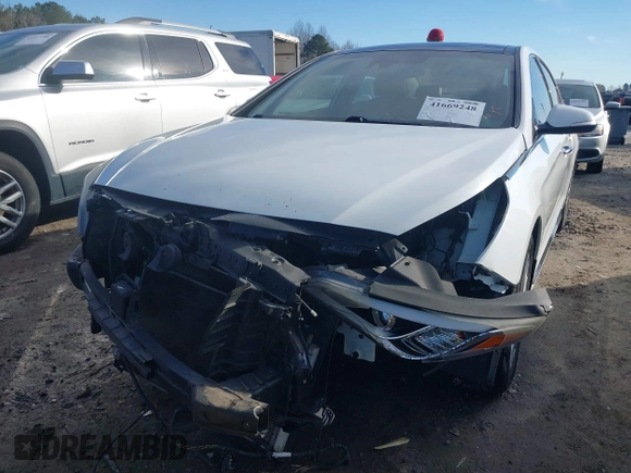 2015 Hyundai Sonata 2.4L Sport with VIN 5NPE34AF7FH035377, listed as a IAAI auction lot 41669248 with 155,385 mi miles. Bid and sale history available at carsss.com. Image 6.
