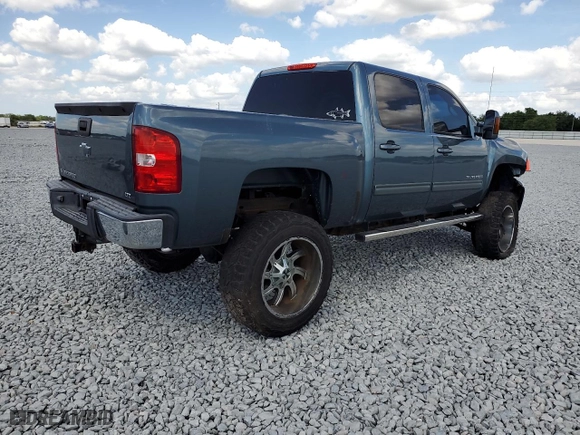 2009 Chevrolet Silverado 1500 LTZ with VIN 3GCEK33349G288587, listed as a Copart auction lot 52028095 with 123,469 mi miles and Clean Title. Bid and sale history available at carsss.com. Image 3.