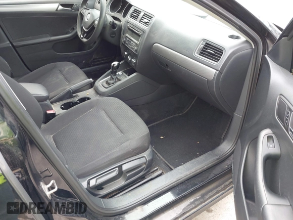 2015 Volkswagen Jetta SE с VIN 3VWD17AJ0FM268841, выставлен на аукционе IAAI как лот 42175788 с пробегом 110 465 миль миль и . История ставок и продаж доступна на DreamBid. Изображение 5.