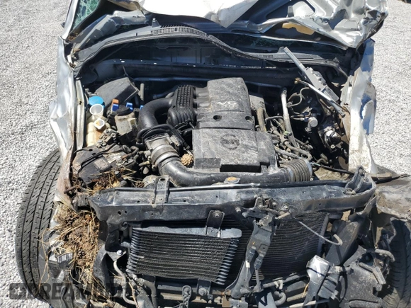 2018 Nissan Frontier Pro-4X with VIN 1N6AD0EV2JN743841, listed as a Copart auction lot 64862954 with Not provided miles and Salvage title. Bid and sale history available at DreamBid. Image 12.