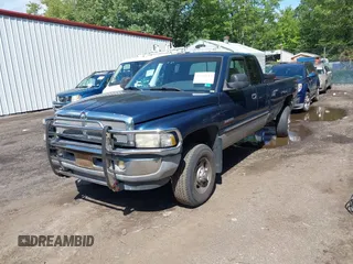 2000 Dodge 2500 with VIN 1B7KF2360YJ184851, listed as a IAAI auction lot 42735612 with 159,817 mi miles and . Bid and sale history available at DreamBid. Image 2.