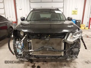2017 Nissan Rogue SL with VIN 5N1AT2MV0HC757919, listed as a IAAI auction lot 42010409 with 122,089 mi miles. Bid and sale history available at carsss.com. Image 13.