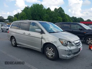 2006 Honda Odyssey EX-L z VIN 5FNRL38726B028992, wystawiony jako IAAI lot #42748132 z przebiegiem 298 919 mil mil oraz . Historia ofert i sprzedaży dostępna na DreamBid. Obrazek 1.