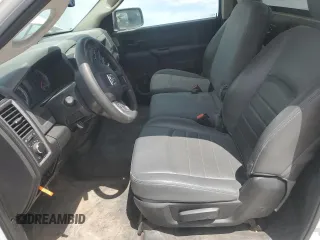 2019 Ram 1500 Tradesman с VIN 3C6JR7DG6KG691812, выставлен на аукционе Copart как лот 54824525 с пробегом Не указан миль и Списание • Salvage title. История ставок и продаж доступна на DreamBid. Изображение 7.