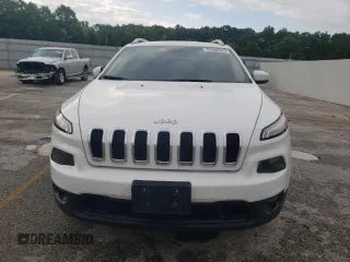 2017 Jeep Cherokee Latitude z VIN 1C4PJMCS5HD226281, wystawiony jako Copart lot #60080625 z przebiegiem 106 777 mil mil oraz Szkoda całkowita • Salvage title. Historia ofert i sprzedaży dostępna na DreamBid. Obrazek 5.