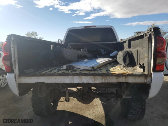 2007 Chevrolet Silverado 2500HD Classic Work Truck with VIN 1GCHC24U67E193500, listed as a Copart auction lot 80527274 with 0 mi miles and Salvage Title. Bid and sale history available at carsss.com. Image 6.