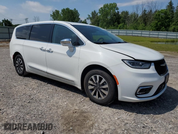 2022 Chrysler Pacifica Hybrid Limited with VIN 2C4RC1S72NR180156, listed as a Copart auction lot 62742765 with 71,935 mi miles and Salvage title. Bid and sale history available at DreamBid. Image 4.