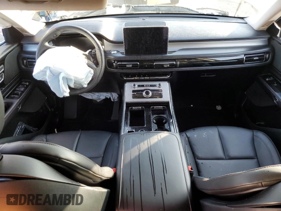 2023 Lincoln Aviator Standard z VIN 5LM5J6XC9PGL01432, wystawiony jako Copart lot #86017864 z przebiegiem Nie podano mil oraz Szkoda całkowita • Salvage title. Historia ofert i sprzedaży dostępna na DreamBid. Obrazek 8.