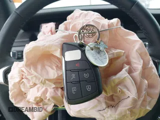 2024 GMC Acadia AWD Elevation z VIN 1GKENNKSXRJ197435, wystawiony jako IAAI lot #41951892 z przebiegiem 10 366 mil mil oraz . Historia ofert i sprzedaży dostępna na DreamBid. Obrazek 11.