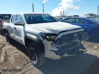 2024 Toyota Tacoma 4WD SR5 with VIN 3TYLB5JN8RT002575, listed as a IAAI auction lot 41574952 with 17,964 mi miles. Bid and sale history available at carsss.com. Image 1.