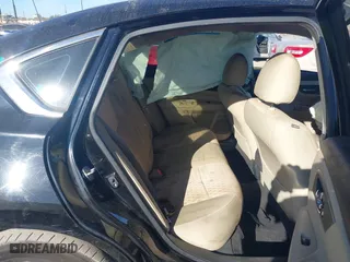 2018 Nissan Altima 2.5 SV with VIN 1N4AL3AP9JC110947, listed as a IAAI auction lot 40555479 with 191,294 mi miles. Bid and sale history available at carsss.com. Image 8.