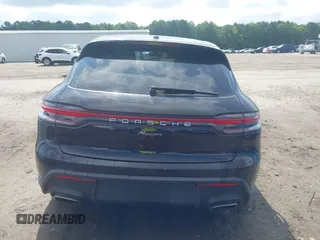 2025 Porsche Macan with VIN WP1AA2A52SLB05856, listed as a IAAI auction lot 42413898 with 5,721 mi miles and . Bid and sale history available at DreamBid. Image 17.