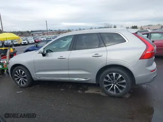 2023 Volvo XC60 Plus Bright Theme with VIN YV4L12RN9P1375763, listed as a IAAI auction lot 41868161 with 34,776 mi miles. Bid and sale history available at carsss.com. Image 14.