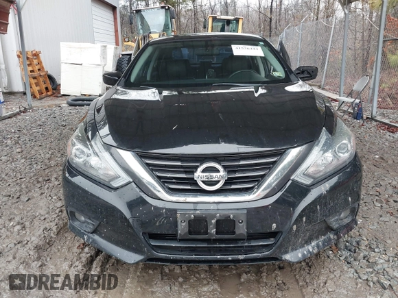 2018 Nissan Altima 2.5 S with VIN 1N4AL3AP6JC154985, listed as a IAAI auction lot 41576444 with 129,665 mi miles. Bid and sale history available at carsss.com. Image 13.