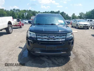 2018 Ford Explorer XLT z VIN 1FM5K8D83JGA64472, wystawiony jako IAAI lot #42617188 z przebiegiem 126 822 mil mil oraz . Historia ofert i sprzedaży dostępna na DreamBid. Obrazek 13.