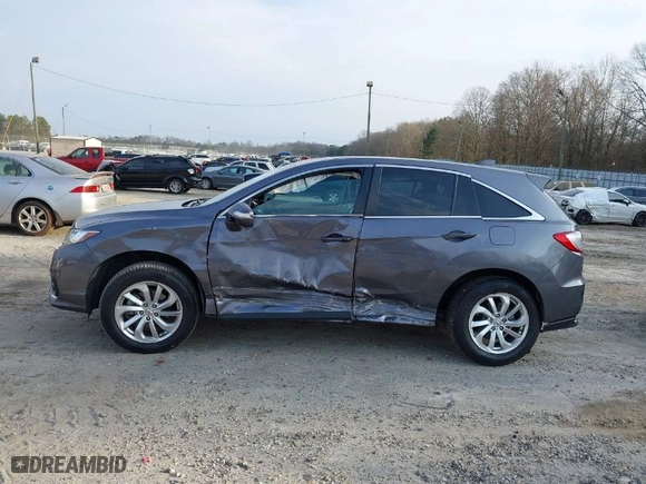 2017 Acura RDX w/Technology Pkg with VIN 5J8TB3H56HL022055, listed as a IAAI auction lot 41508565 with 71,162 mi miles. Bid and sale history available at carsss.com. Image 6.