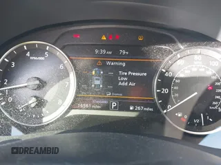 2023 Infiniti QX55 Luxe z VIN 3PCAJ5JR7PF109627, wystawiony jako IAAI lot #41213605 z przebiegiem 16 561 mil mil oraz . Historia ofert i sprzedaży dostępna na DreamBid. Obrazek 7.