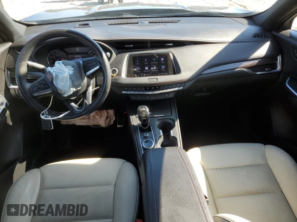 2020 Cadillac XT4 FWD Sport with VIN 1GYFZER49LF142149, listed as a Copart auction lot 47091745 with 41,672 mi miles and Salvage title. Bid and sale history available at DreamBid. Image 8.
