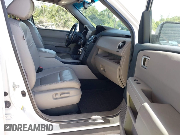 2012 Honda Pilot EX-L with VIN 5FNYF3H58CB014754, listed as a IAAI auction lot 42120220 with 166,783 mi miles. Bid and sale history available at carsss.com. Image 5.