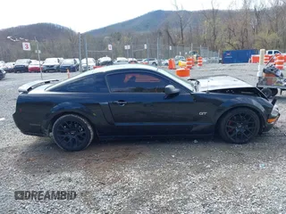 2006 Ford Mustang GT Deluxe with VIN 1ZVFT82H165131045, listed as a IAAI auction lot 41898142 with 124,643 mi miles and . Bid and sale history available at DreamBid. Image 13.