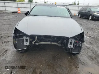 2018 Audi RS 3 z VIN WUABWGFF8J1904172, wystawiony jako Copart lot #57705255 z przebiegiem Nie podano mil oraz Szkody całkowita. Historia ofert i sprzedaży dostępna na DreamBid. Obrazek 5.